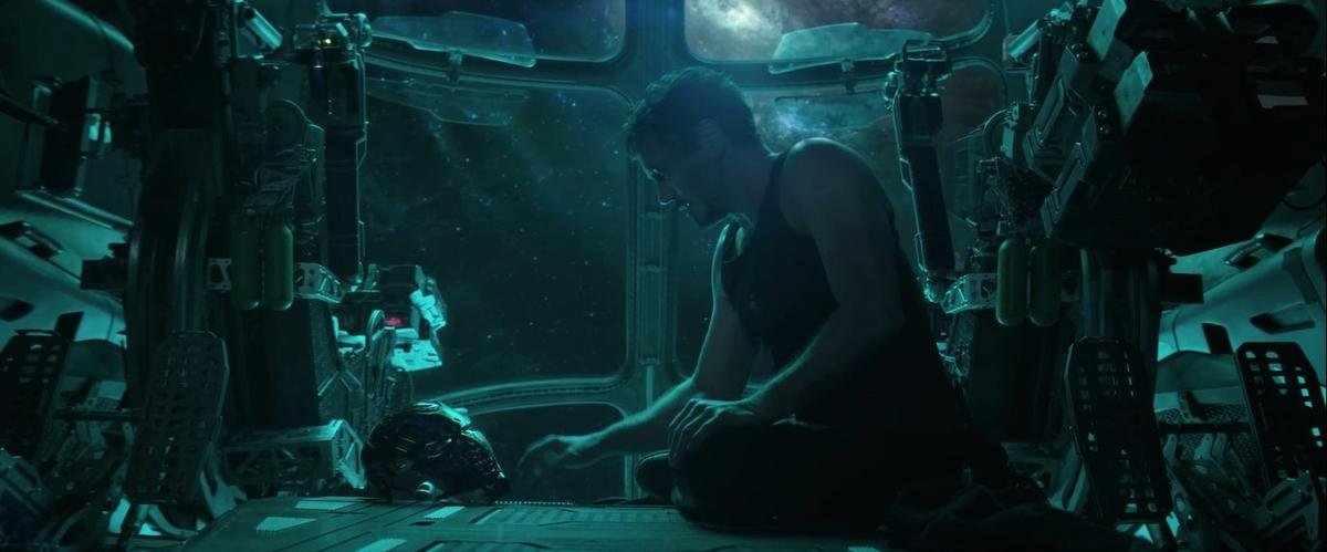 'Endgame' tung trailer ôn lại ký ức Avengers, xác nhận Captain Marvel tham chiến, Thanos 'anh đang ở đâu đấy anh'? Ảnh 2