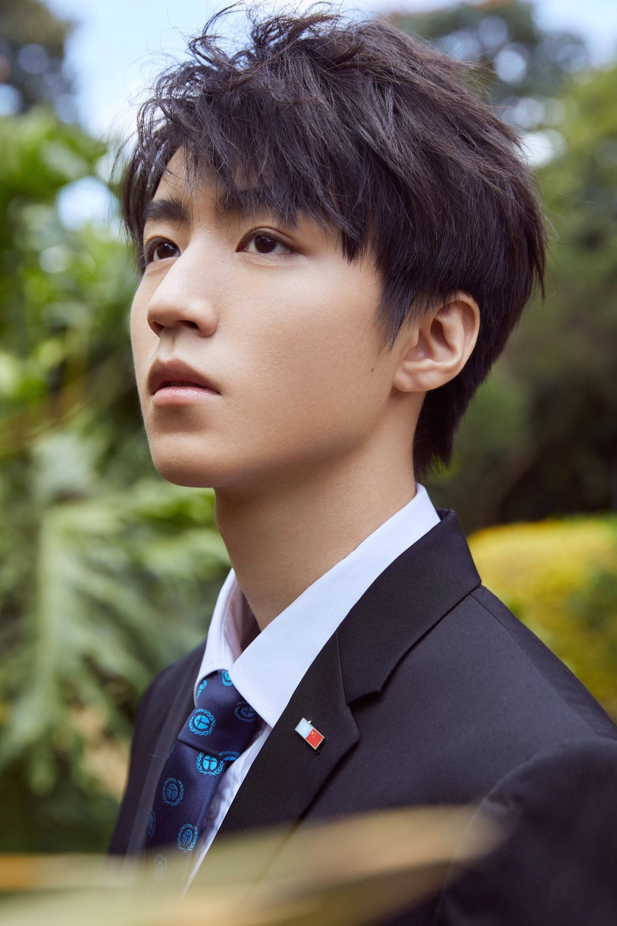 Vương Tuấn Khải (TFBOYS) bừng sáng tại 'Hội nghị môi trường Liên Hiệp Quốc lần thứ 4' Ảnh 8