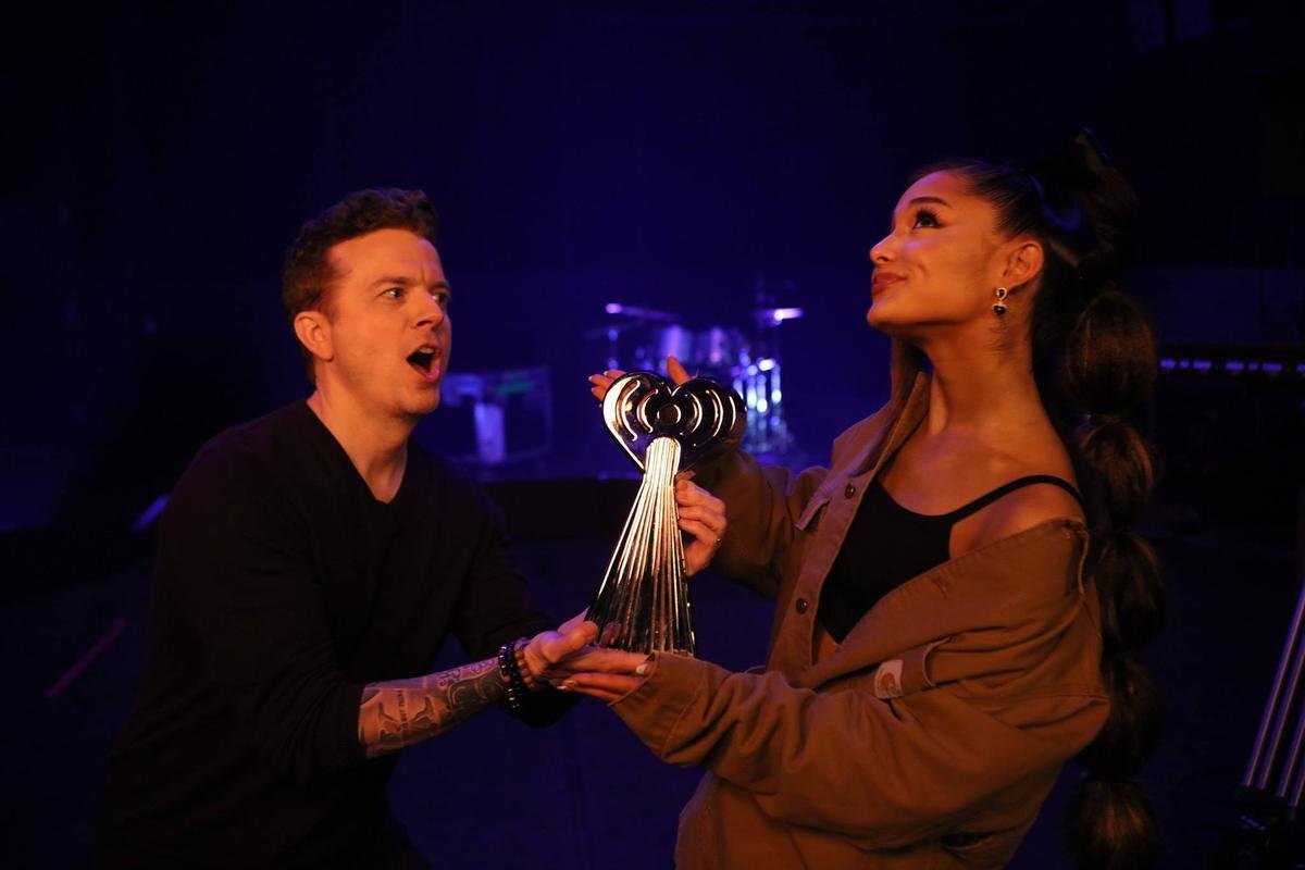 iHeart Radio Music Awards 2019: Ariana Grande là tâm điểm nhưng vẫn có một sự tiếc nuối không hề nhẹ Ảnh 1