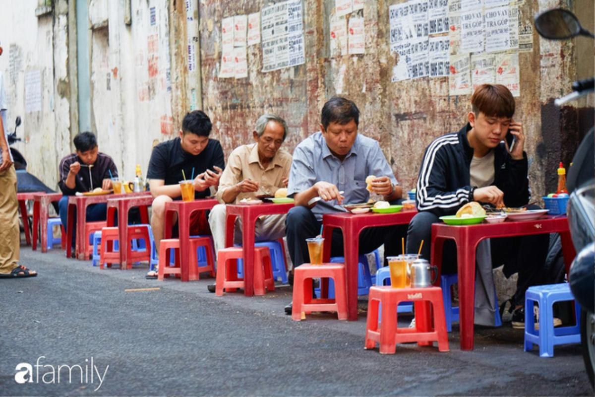 Những tiệm bánh mì trứ danh, chỉ nhắc tên thôi đã thấy hương vị Sài Gòn! Ảnh 12