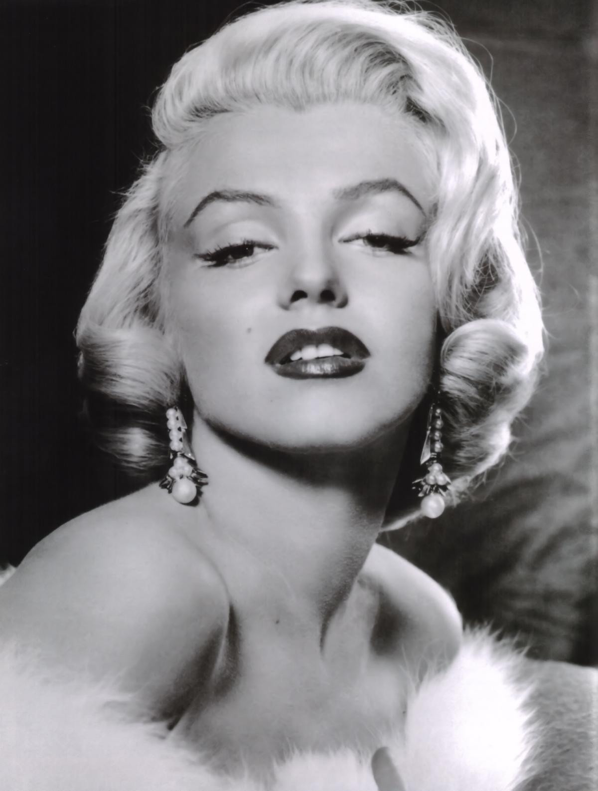 Sau 8 năm, cuộc đời về Marilyn Monroe tiếp tục được làm phim Ảnh 2