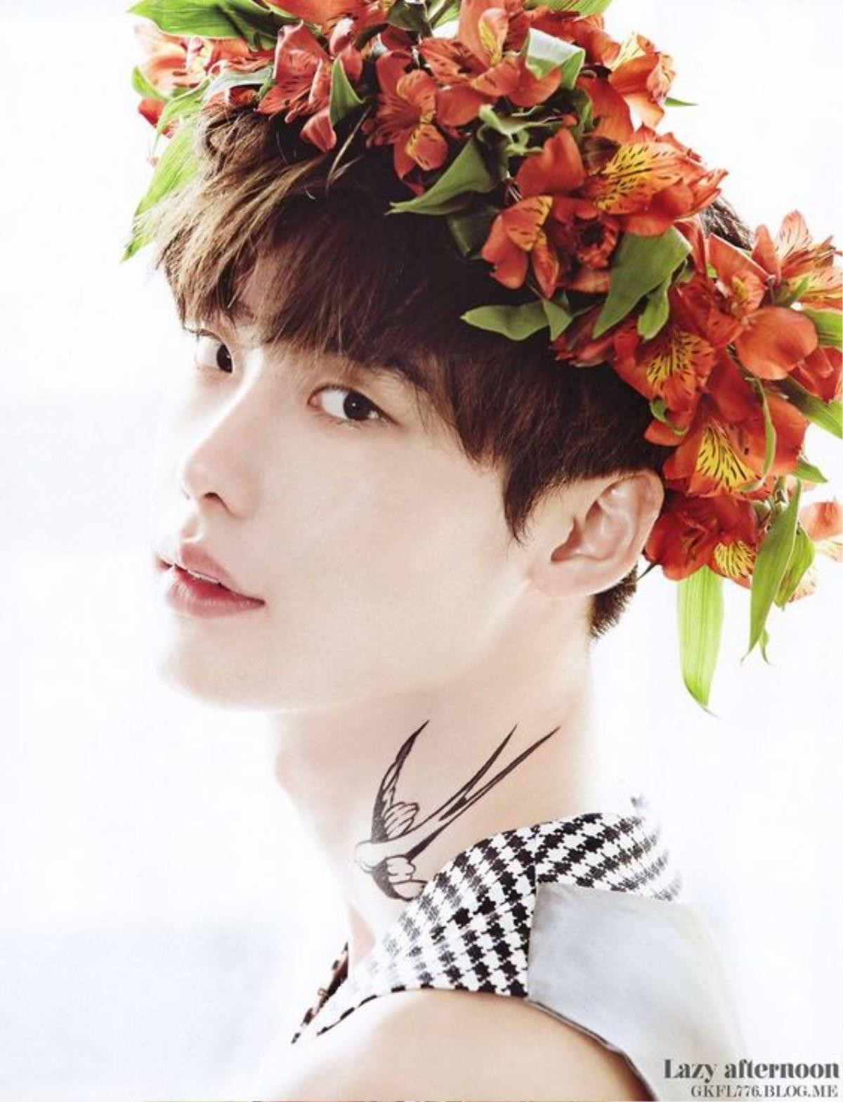 Trong lúc đang nhập ngũ, hình xăm của Lee Jong Suk chụp cho tạp chí Ceci 2014 bỗng gây sốt trở lại Ảnh 3