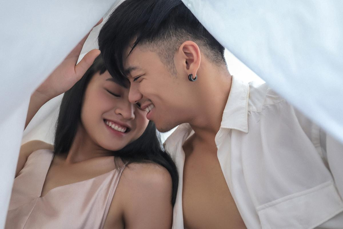 'Yêu là…' - Bản ballad mới toanh, đậm khuynh hướng nhạc quốc tế và… 'rất Trọng Hiếu'! Ảnh 4