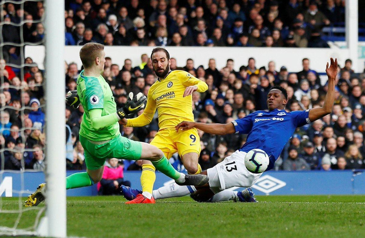 Thảm bại trước Everton, Chelsea sắp sa thải HLV Sarri? Ảnh 1