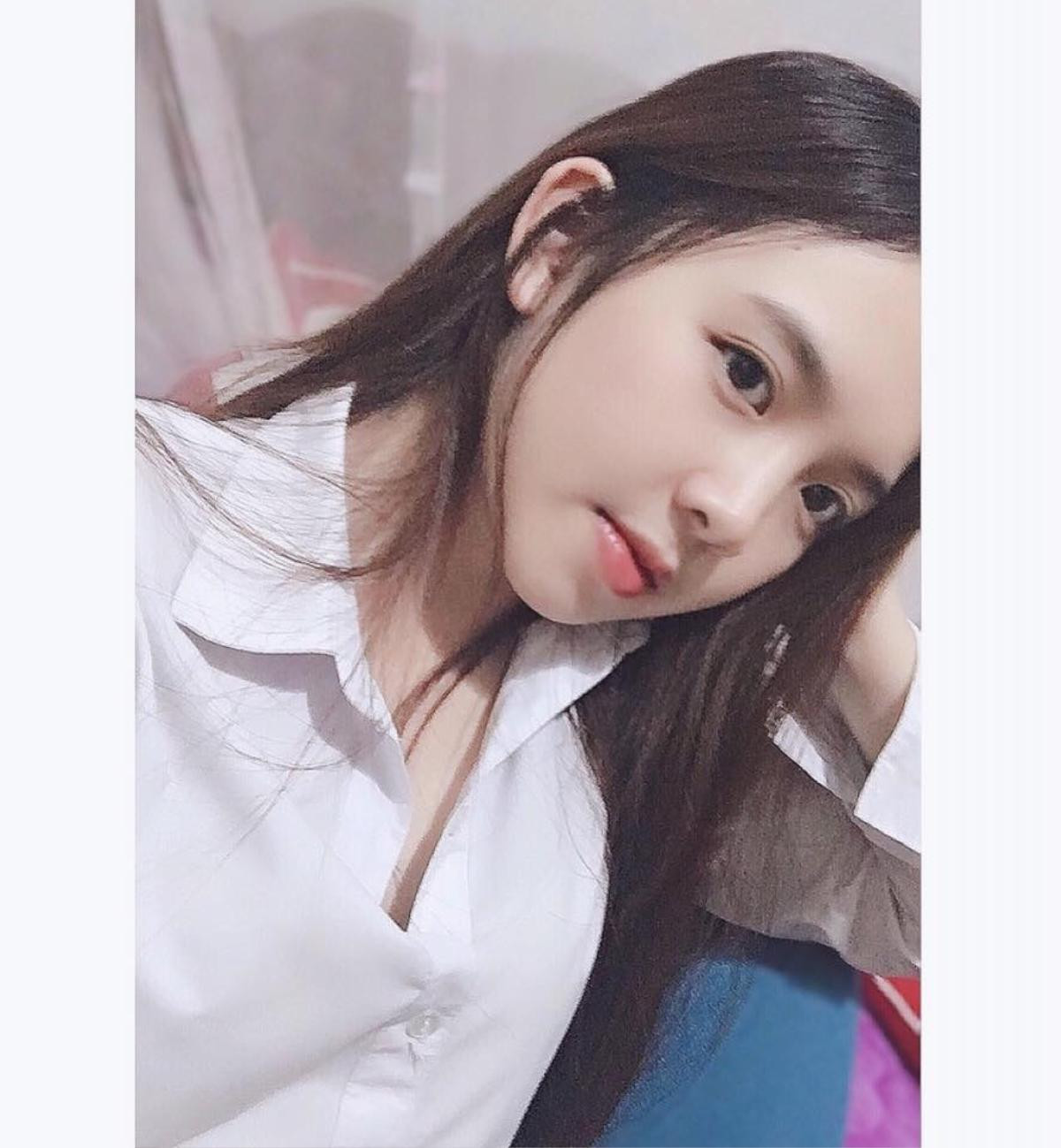 Hot girl ‘búp bê tiểu học’ nổi tiếng từ năm lớp 9 hiện giờ vẫn xinh xuất sắc khiến dân mạng thừa nhận đúng là cô nàng không tuổi Ảnh 9