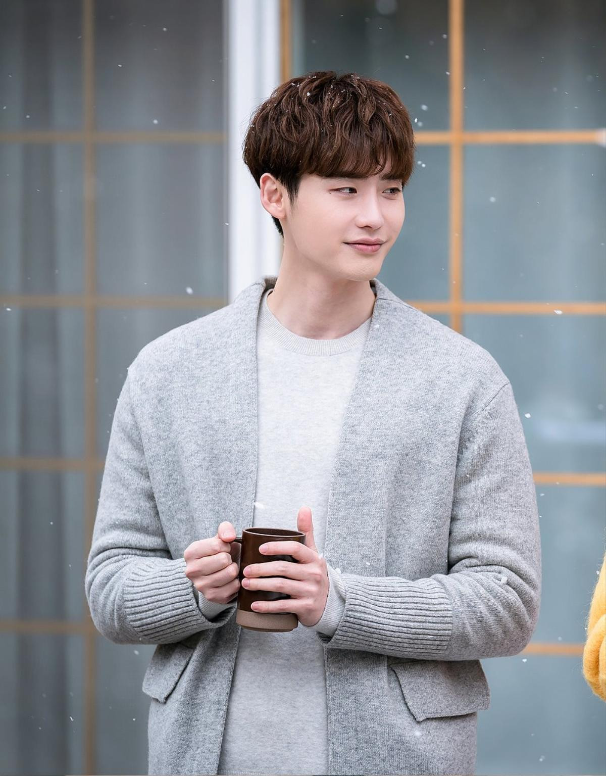 'Phụ lục tình yêu' khép lại, Lee Jong Suk tặng fan 60 bức ảnh đẹp nao lòng Ảnh 2