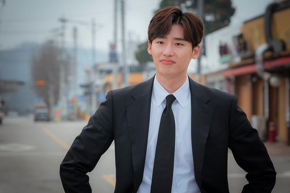 'Phụ lục tình yêu' khép lại, Lee Jong Suk tặng fan 60 bức ảnh đẹp nao lòng Ảnh 58