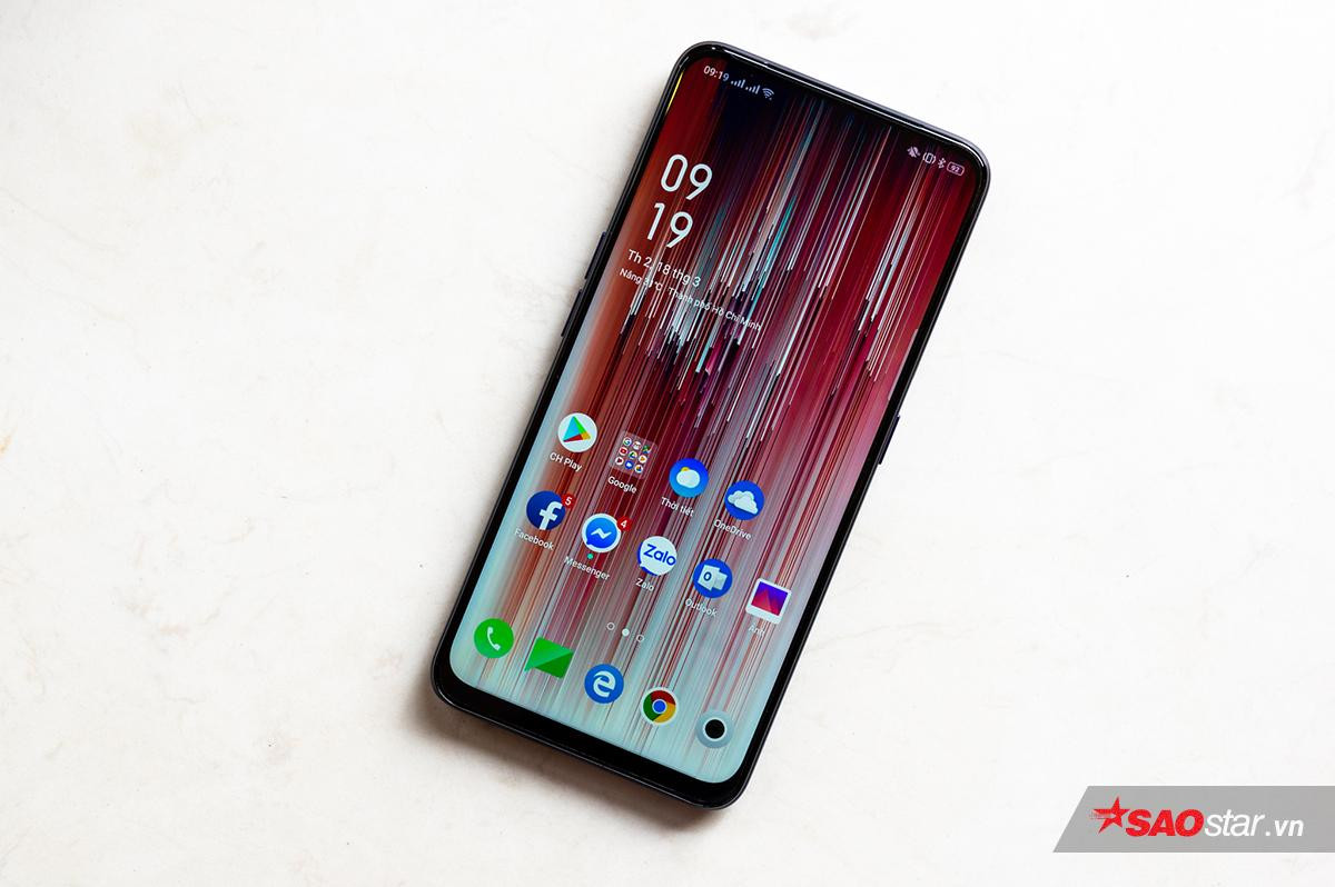 Mở hộp nhanh OPPO F11 Pro tại Việt Nam với camera trước 'thò thụt' và thân máy đổi màu độc đáo Ảnh 3