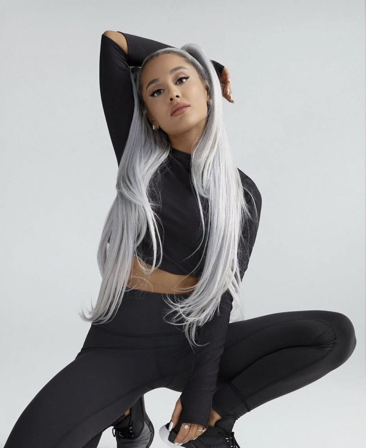 Ariana Grande chính thức 'soán ngôi' Selena Gomez: Nhờ Thank U, Next, 7 Rings và hàng loạt hoạt động âm nhạc quá nổi bật Ảnh 6