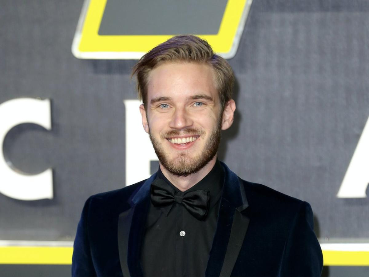 PewDiePie vừa mất ngôi vương trên YouTube trong 'tích tắc' vào sáng nay Ảnh 1