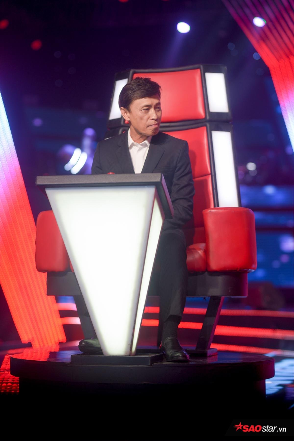 The Voice 2019: Đến Simon Cowell 'không biết hát' còn ngồi ghế giám khảo, thì 'tuổi tác' với tôi có là gì! Ảnh 4