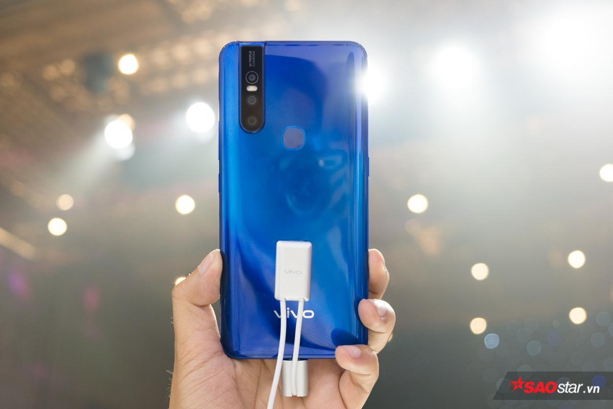 Vivo V15 ra mắt tại Việt Nam: Thiết kế toàn màn hình, camera selfie 'tàng hình' độc đáo 32MP Ảnh 3