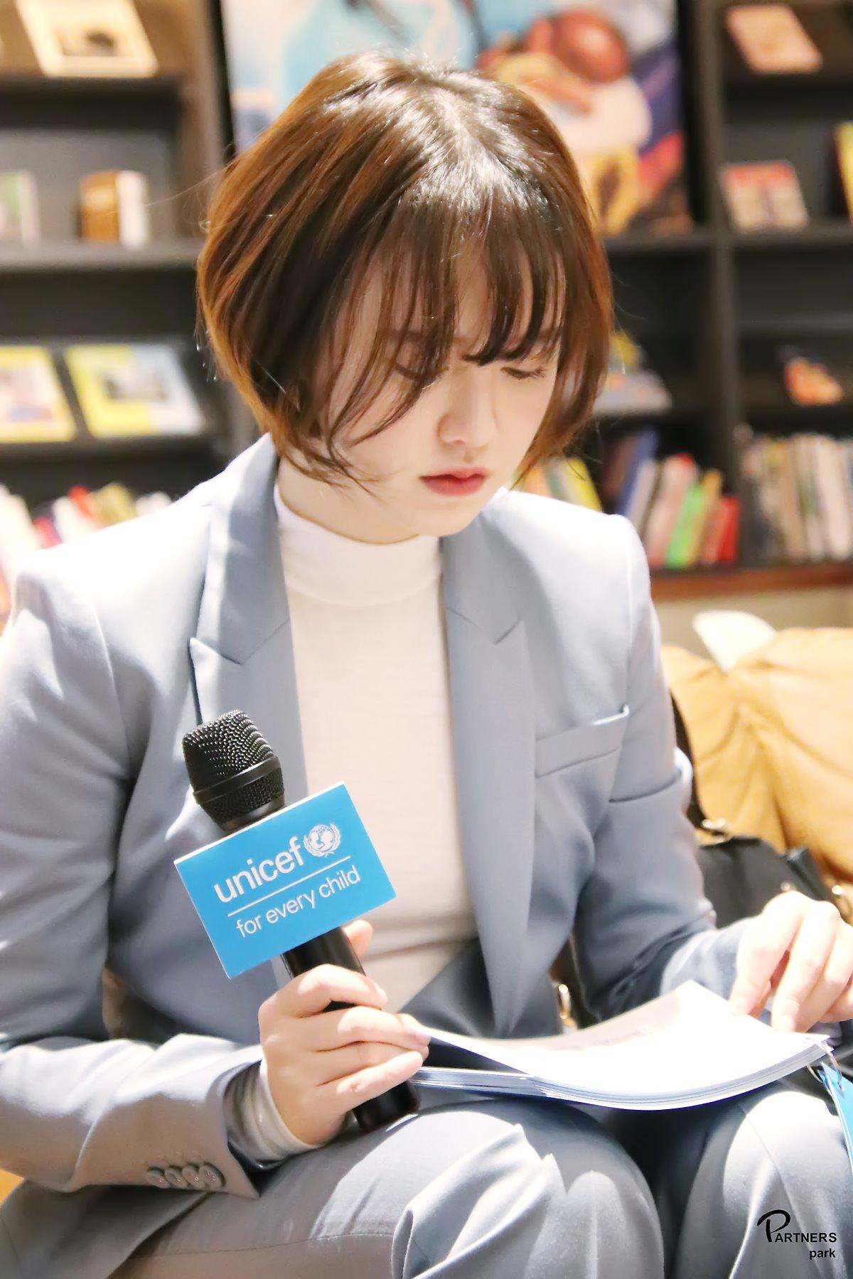 'Nàng cỏ' Goo Hye Sun trẻ đẹp bấp chấp tựa gái 18, tỏa sáng trong hành trình tình nguyện ở Châu Phi Ảnh 14