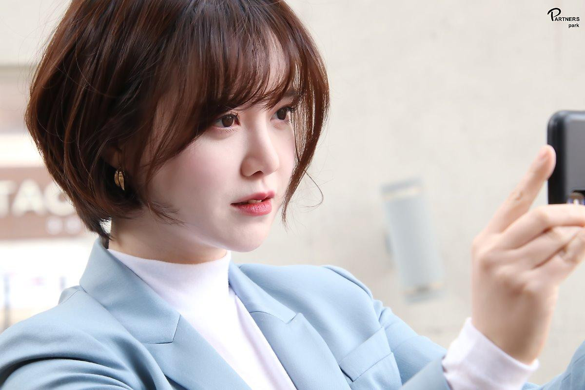 'Nàng cỏ' Goo Hye Sun trẻ đẹp bấp chấp tựa gái 18, tỏa sáng trong hành trình tình nguyện ở Châu Phi Ảnh 21