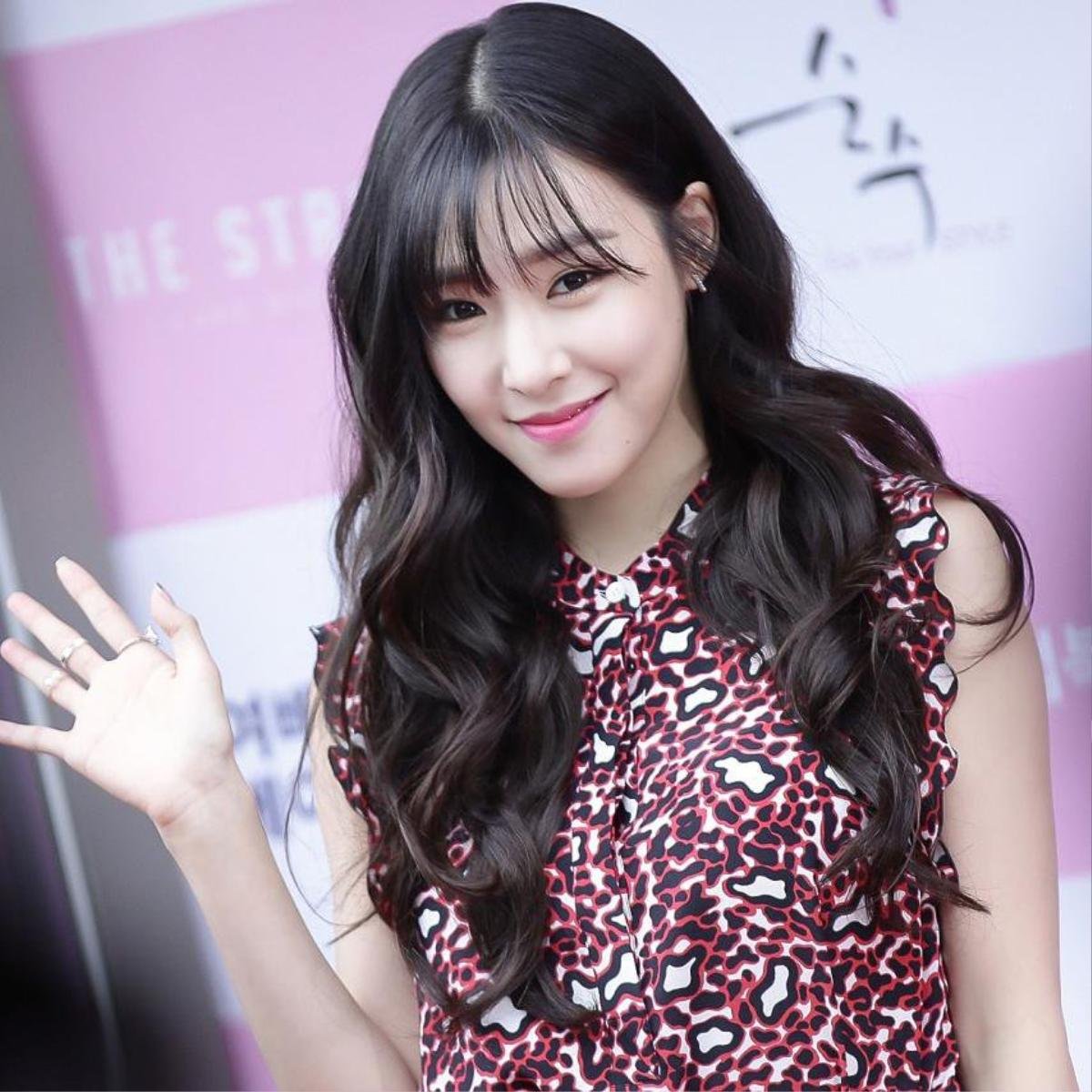 Rời SNSD, Tiffany tẩy tóc vàng hoe lột xác trở thành sao Mỹ chính hiệu Ảnh 3