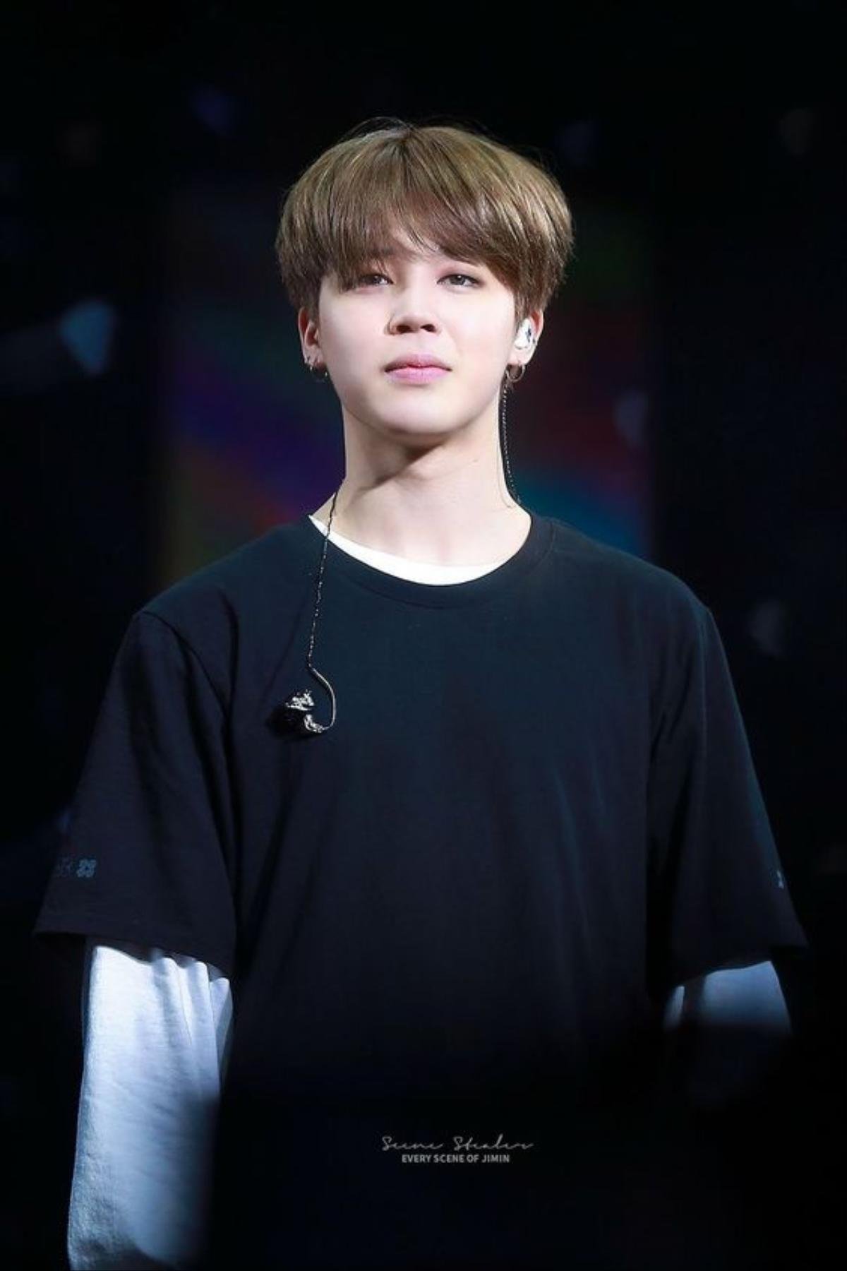 Jimin 'tắc kè hoa' của BTS có khả năng chinh phục mọi màu tóc với vẻ ngoài điển trai 'bất chấp' Ảnh 25