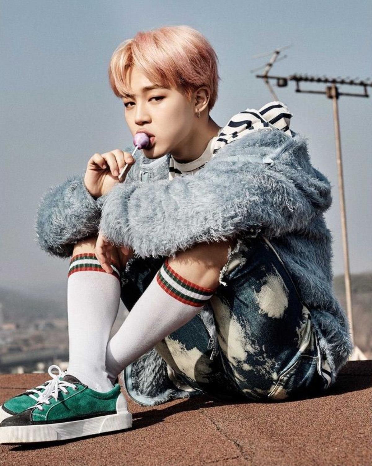 Jimin 'tắc kè hoa' của BTS có khả năng chinh phục mọi màu tóc với vẻ ngoài điển trai 'bất chấp' Ảnh 27