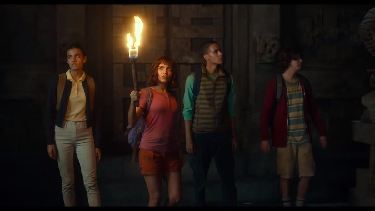 'Dora and the Lost City of Gold' tung trailer: Bước nhảy vọt trong sự nghiệp của Isabela Moner? Ảnh 15