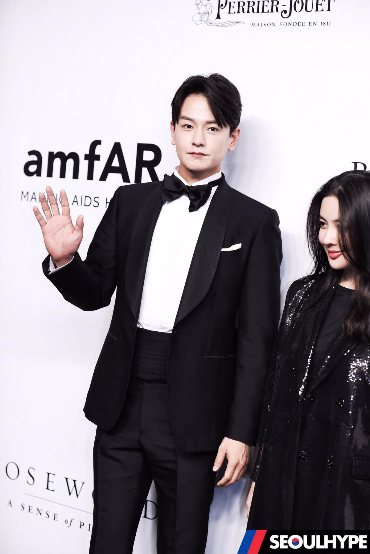 Ha Ji Won, Choi Jin Hyuk cùng Chân Tử Đan - Lay (EXO) tham dự 'amfAR Gala Hong Kong 2019' Ảnh 21