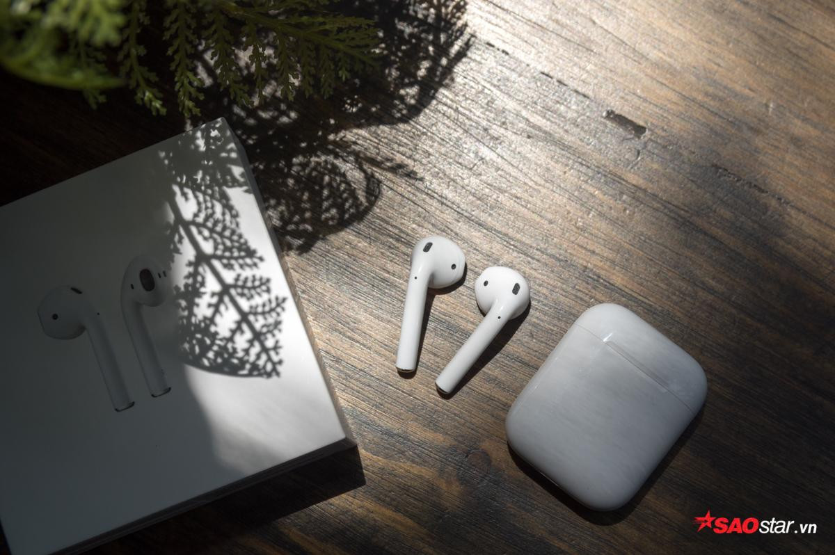 Trên tay tai nghe Apple AirPods 2 tại Việt Nam: Bình cũ nhưng rượu rất mới! Ảnh 4