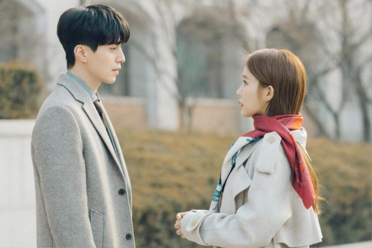 Trước khi 'Chạm vào tim em' kết thúc, Lee Dong Wook - Yoo In Na chọn cảnh phim yêu thích nhất Ảnh 6