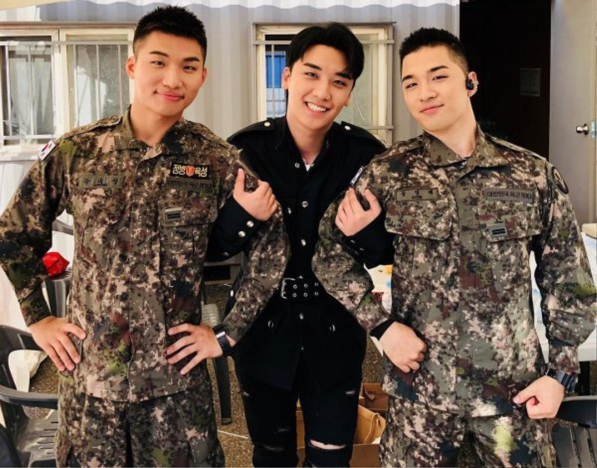 Mặc cho Seungri 'khốn khổ', Taeyang và Daesung vẫn bận rộn với lịch trình ca hát trong quân đội: VIP phải làm sao? Ảnh 4