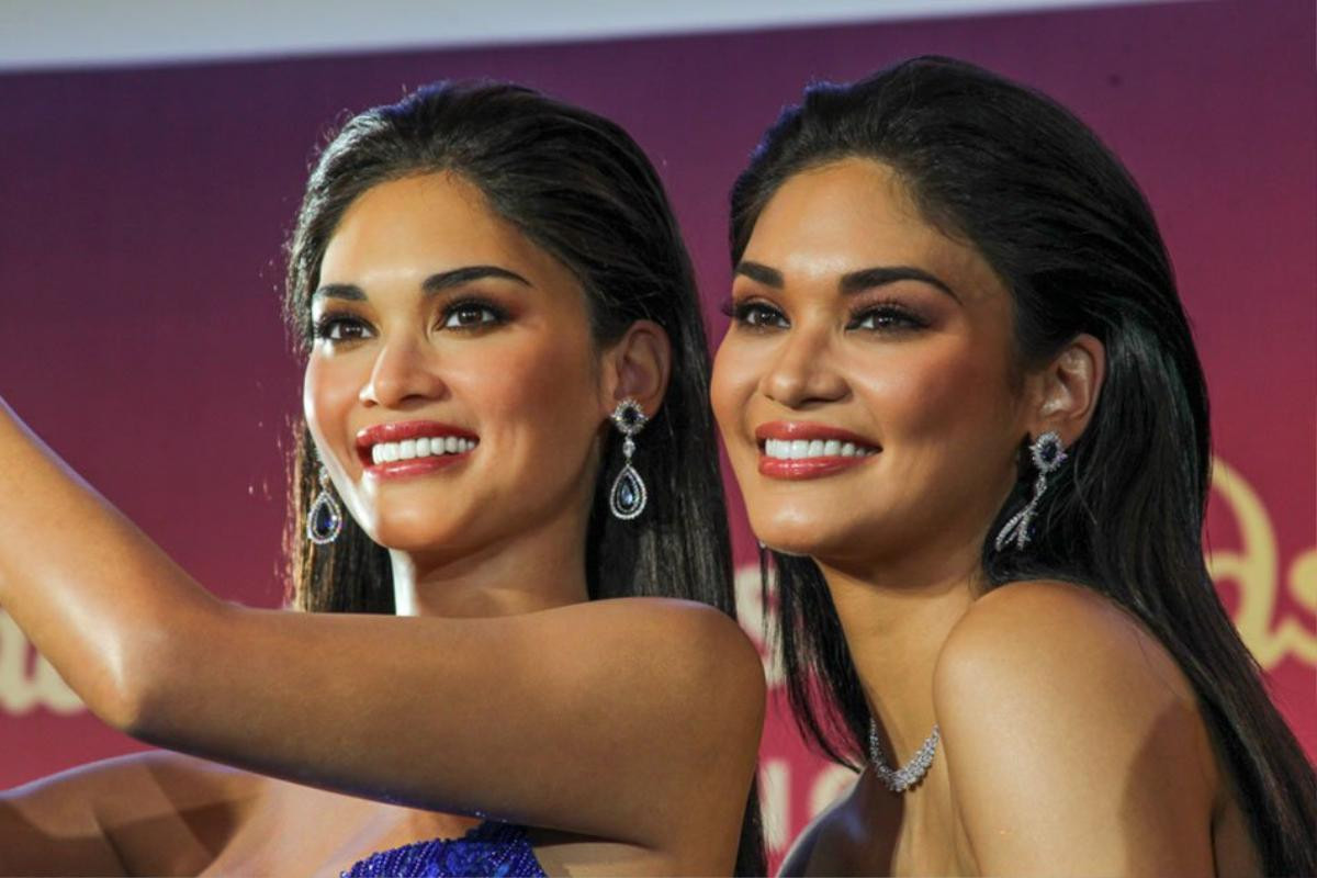 Bóc tách 'cận cảnh' từng chi tiết tượng sáp của Miss Universe 2015 Pia Wurtzbach giống đến đáng sợ! Ảnh 3