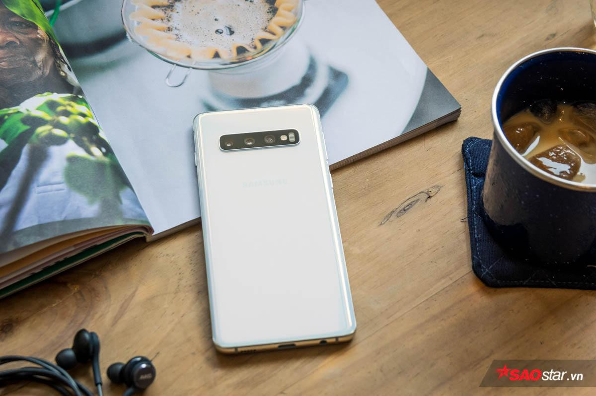 Trải nghiệm của iFan sau một ngày sử dụng Galaxy S10+ và cái kết Ảnh 4