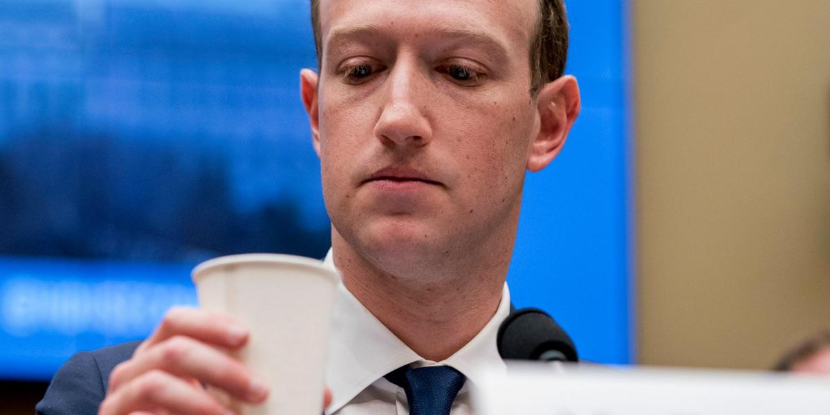 Trời ơi tin được không, Facebook lại 'xoá nhầm' các bài đăng quan trọng của Mark Zuckerberg Ảnh 1