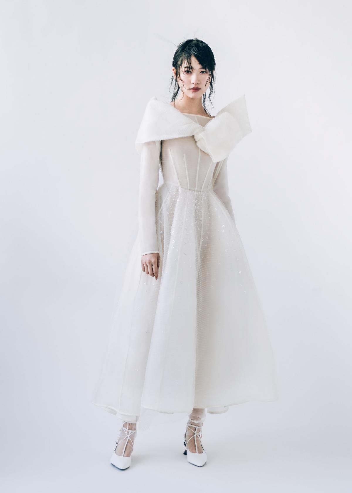 Sau New York Fashion Week, Phương My tiếp tục đem váy cưới 'càn quét' New York Fashion Week Bridal 2019 Ảnh 3