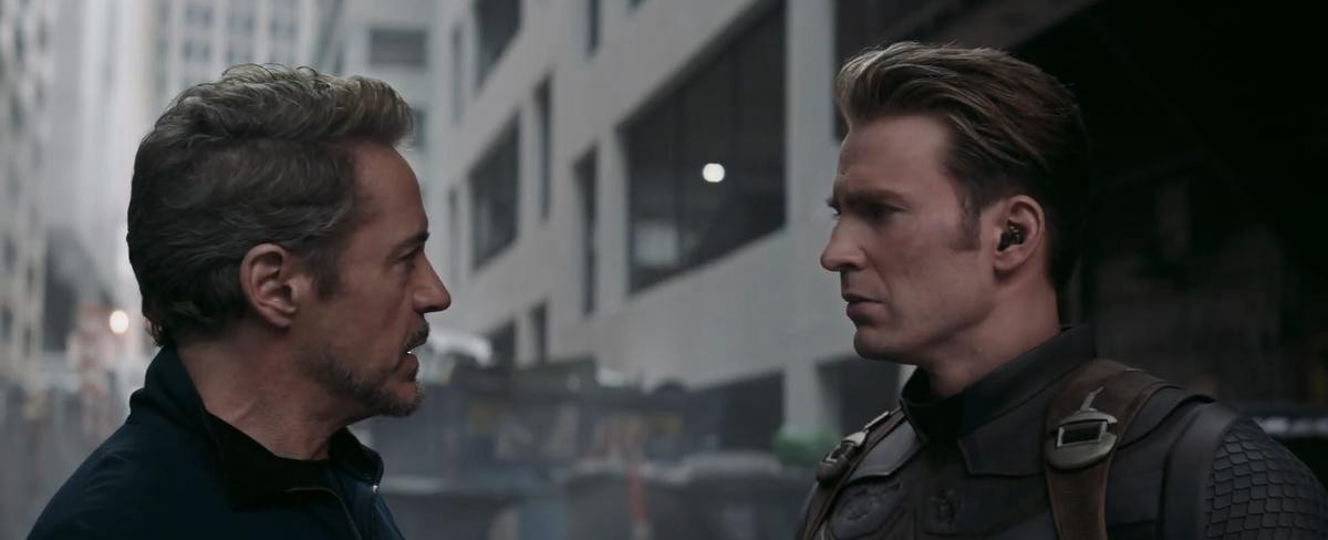 'Avengers: Endgame' tung trailer mới: Cái bắt tay lịch sử của Iron Man và Captain America, lộ diện Spider-man và Thanos Ảnh 14