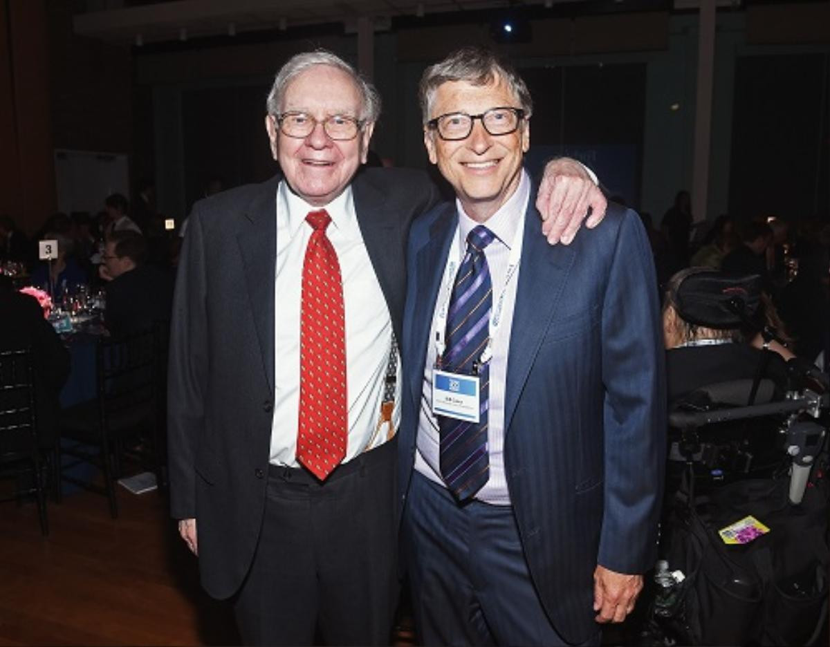 Quy tắc năm giờ Bill Gates và Warren Buffett áp dụng để thành công Ảnh 1