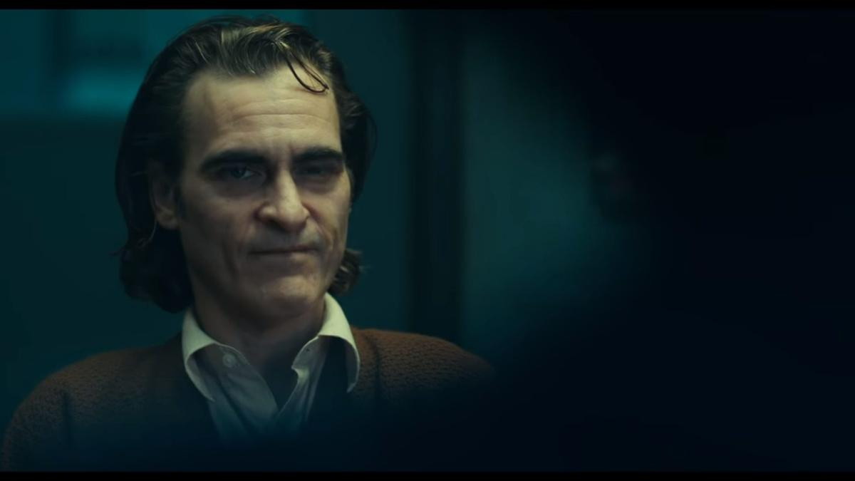 'Joker' tung trailer tăm tối, giới thiệu tạo hình hoàng tử tội phạm lạnh lùng của Joaquin Phoenix Ảnh 1