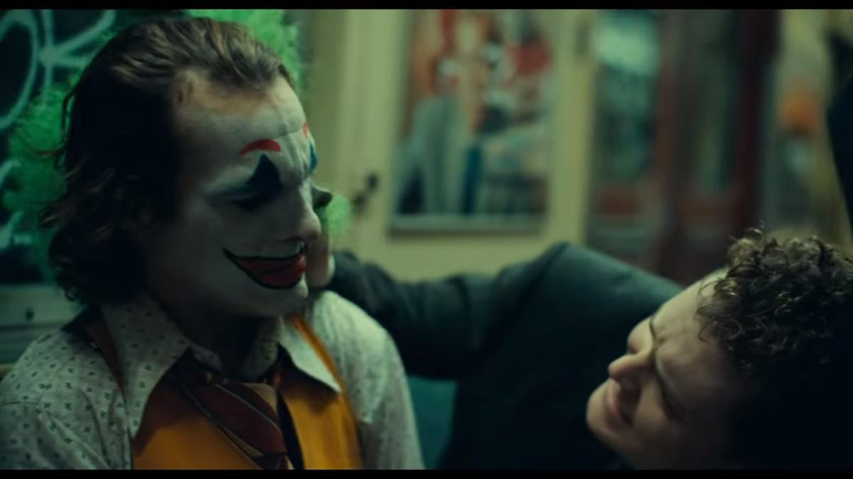 'Joker' tung trailer tăm tối, giới thiệu tạo hình hoàng tử tội phạm lạnh lùng của Joaquin Phoenix Ảnh 11