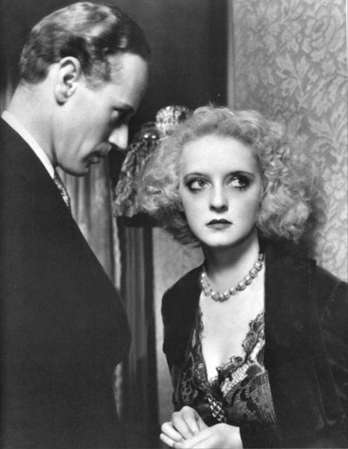 Hôm nay 5/4/2019, kỷ niệm 111 năm sinh nhật huyền thoại điện ảnh Bette Davis Ảnh 3