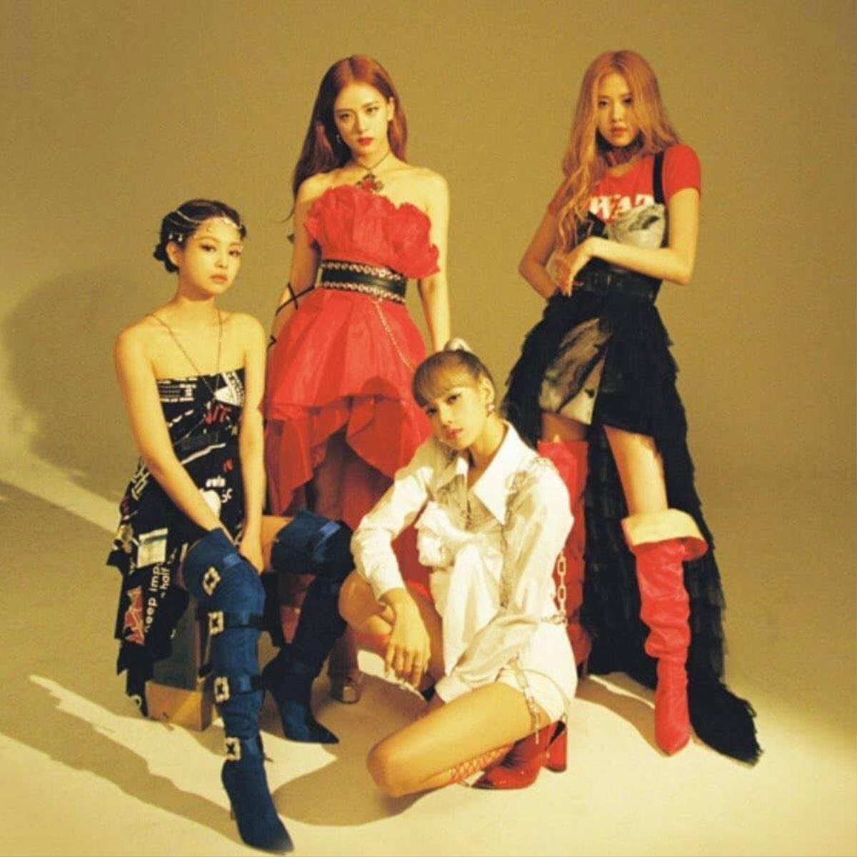 Chết cười với loạt ảnh chế 'sang chảnh' về MV comeback mà fan dành tặng BlackPink Ảnh 2