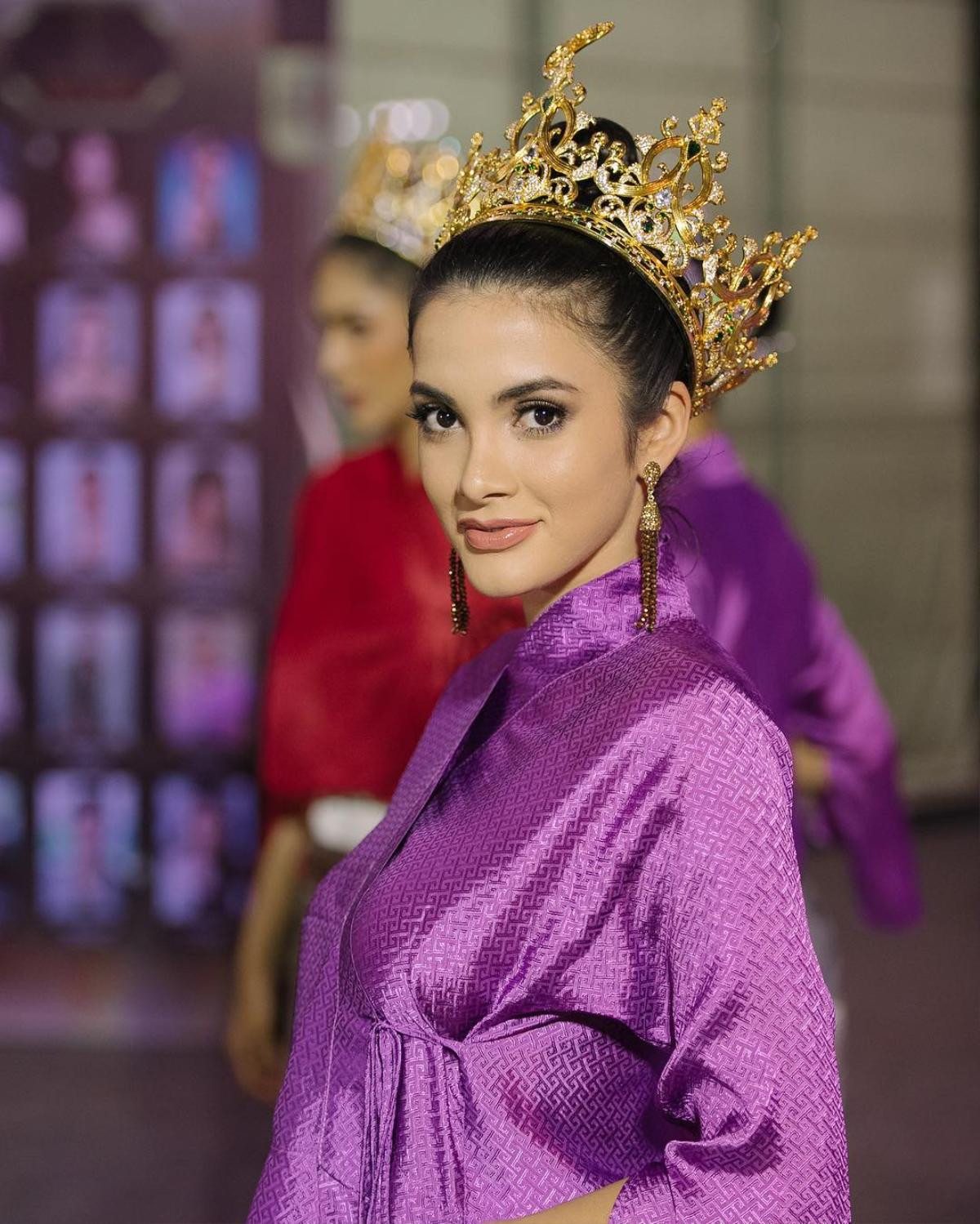 Hoa hậu Hòa bình phản đối người chuyển giới thi Miss Universe: Thích ngất xỉu và gây hấn? Ảnh 2