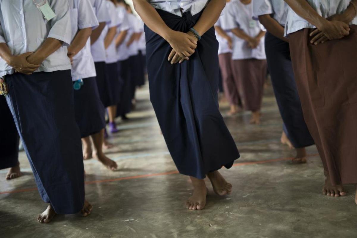 Vén màn cuộc sống phía sau song sắt của người chuyển giới nữ ở Thái Lan Ảnh 3