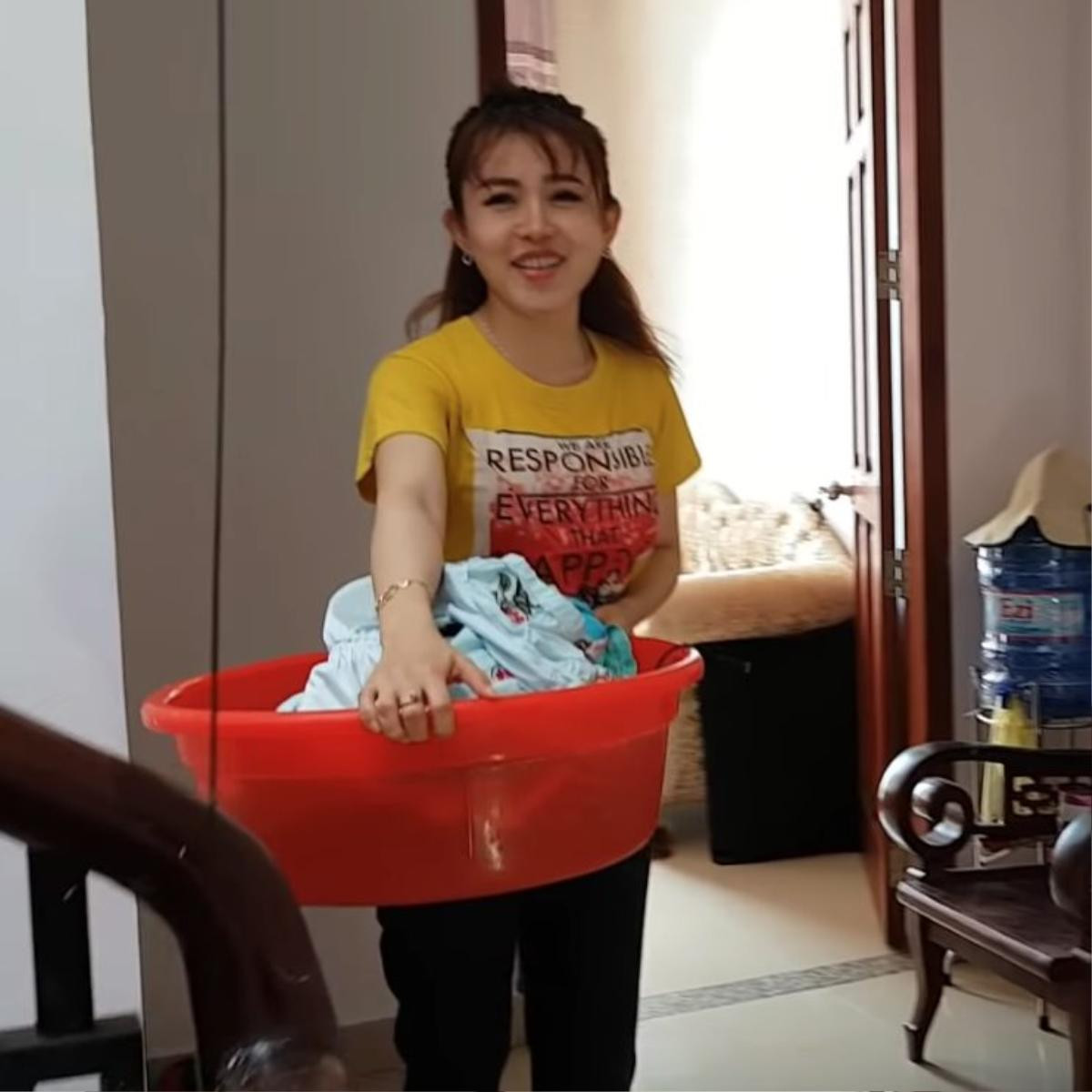 Lộ diện danh tính bạn gái xinh đẹp của Khoa Pug - YouTuber có màn tố Resort lừa đảo 2 triệu gây chấn động nhất MXH Ảnh 4