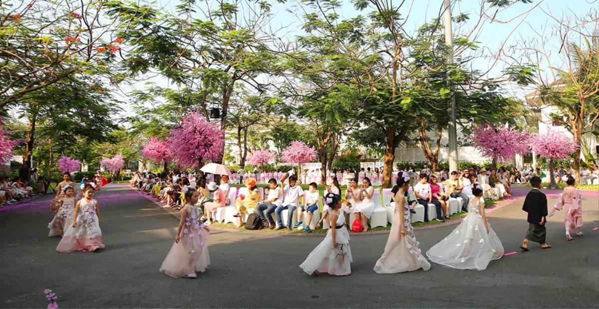 'Thiên nga làng mẫu nhí' Hà Thiên Trang phổng phao bất ngờ trên sàn diễn Ảnh 10