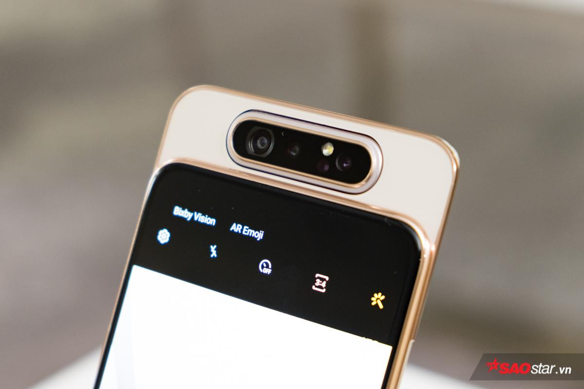 Trên tay nhanh Samsung Galaxy A80: Camera 'xoay lật' 180 độ và màn hình chất chưa từng có! Ảnh 5