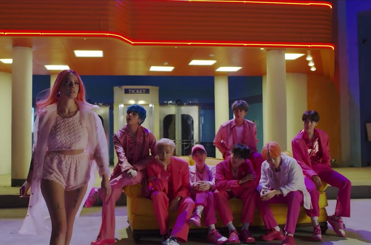 Đứng hình nghe giai điệu từ Boy With Luv: Siêu phẩm Á-Âu kết hợp giữa BTS và Halsey sắp sửa ra lò Ảnh 2