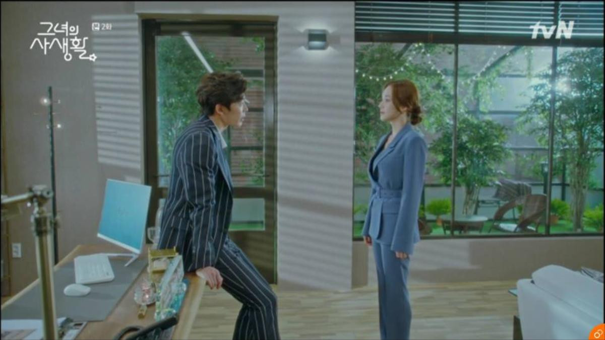 'Her Private Life' tập 2: Vừa bị Kim Jae Wook đuổi việc Park Min Young liền bị cảnh sát tống giam vì hạ độc người khác Ảnh 6