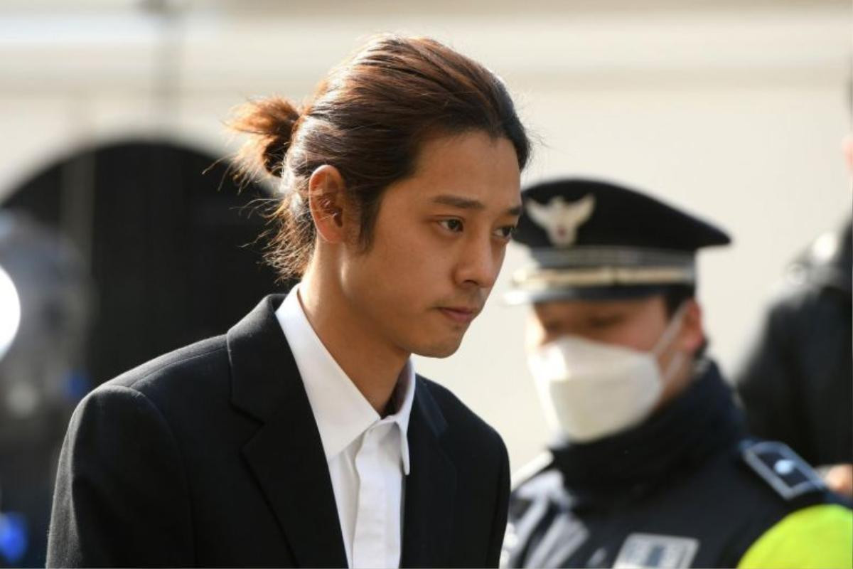 Tiết lộ gây bất ngờ về sự sai lầm 'chết người' của Jung Joon Young trong scandal nhóm chat tình dục! Ảnh 2