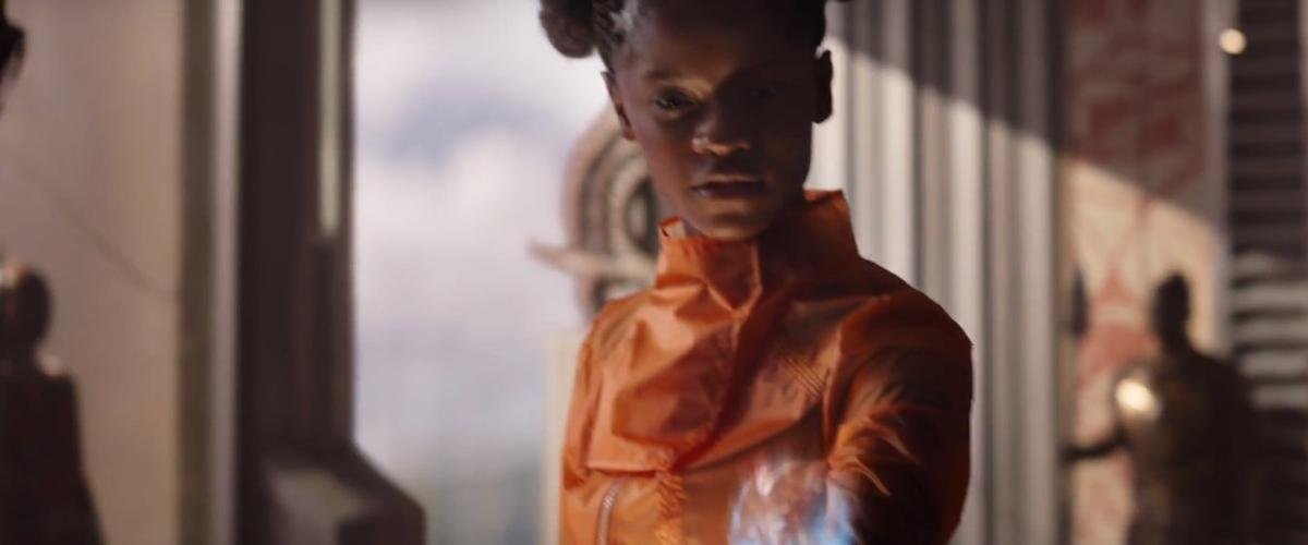 Giả thuyết 'Avengers: Endgame' (P.1): Shuri còn sống, giúp Bruce Banner hồi sinh Vision - Thor mai danh ẩn tích Ảnh 8