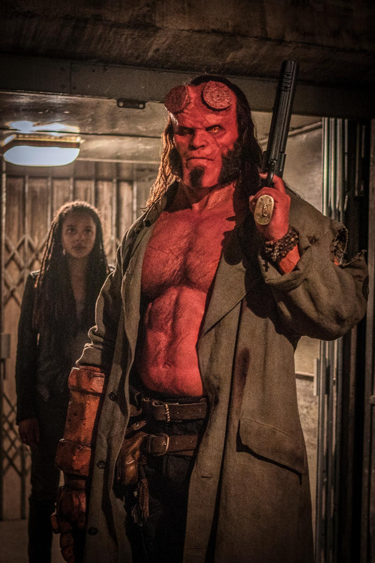 'Hellboy 2019' có tổng cộng bao nhêu after-credit để khán giả chờ đợi đến phút cuối cùng? Ảnh 1