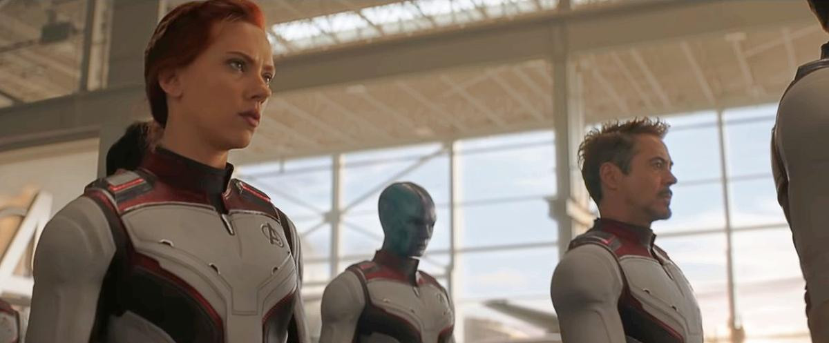 Không xuất hiện với đồng phục trắng đỏ trong 'Avengers: Endgame', Captain Marvel sẽ hy sinh ngay từ 20 phút đầu? Ảnh 4