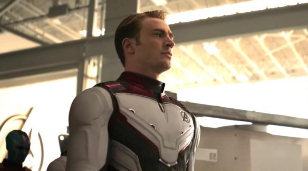 Không xuất hiện với đồng phục trắng đỏ trong 'Avengers: Endgame', Captain Marvel sẽ hy sinh ngay từ 20 phút đầu? Ảnh 3