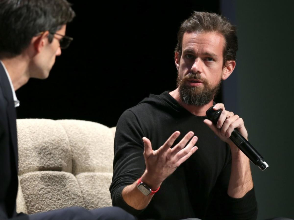 Cuộc sống kì lạ của CEO Twitter Jack Dorsey: mỗi ngày ăn một bữa, hẹn hò với siêu mẫu và yêu bitcoin Ảnh 19