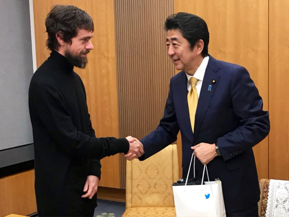 Cuộc sống kì lạ của CEO Twitter Jack Dorsey: mỗi ngày ăn một bữa, hẹn hò với siêu mẫu và yêu bitcoin Ảnh 22